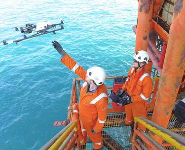 11Cyberhawk Offshore man with drone1