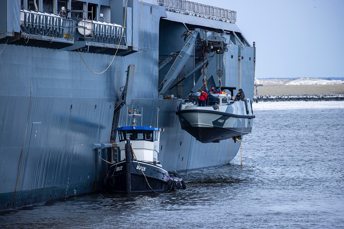 Expeditionary Survey Boat Hydrograaf named at Damen Shipyards Den Helder 2